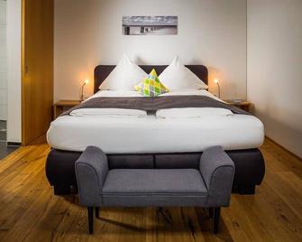 Modern Holiday Apartment 'Dreiländereck 1' with Private Terrace & Wi-Fi - Hörbranz - Schlafzimmer