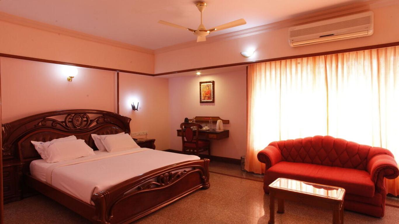 Mayura Residency