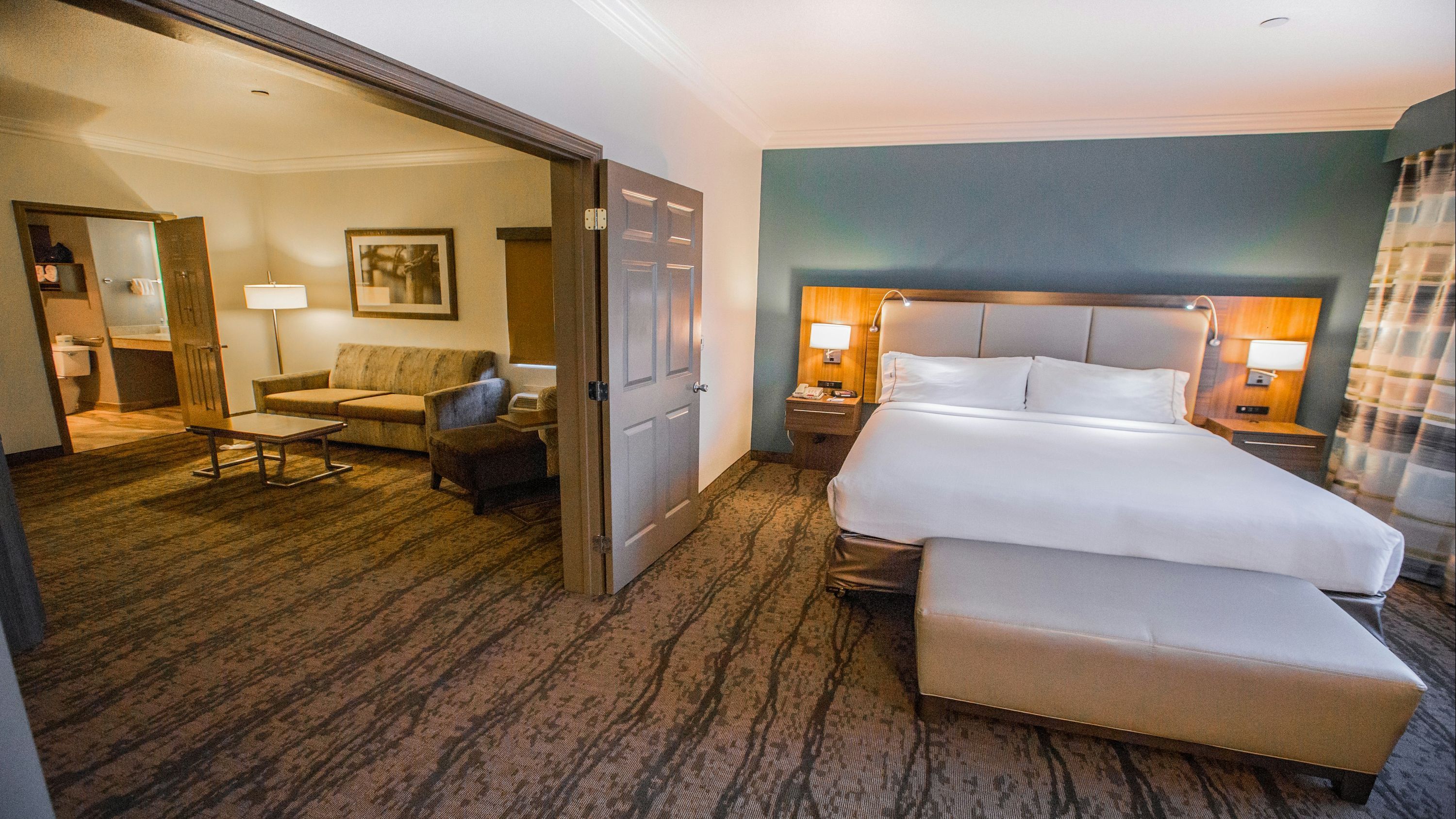 Holiday Inn Express & Suites Paso Robles By IHG - פאסו רובלס - חדר שינה