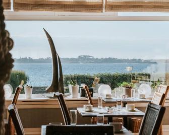 Hôtel Aux Tamaris - Vue Mer - Roscoff - Restaurant