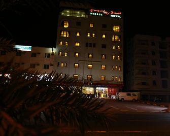 Mirage Hotel Al Aqah - Ḑadnā - Gebouw