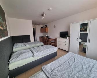 Workers-Sleep-Station - Cologne - Bedroom