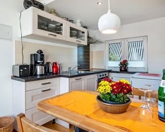 Öko Fewo Lachmöwe - Kiel - Küche