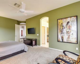 Private Pool and Pergola Arizona Vacation Rental - Phoenix - Bedroom