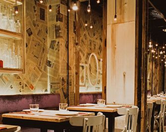 room00 Chueca Hostel - מדריד - מסעדה