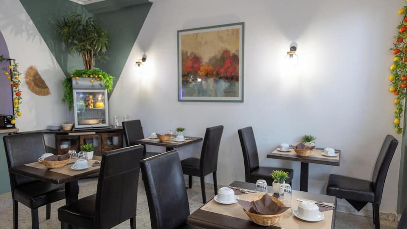 Hotel Parisien