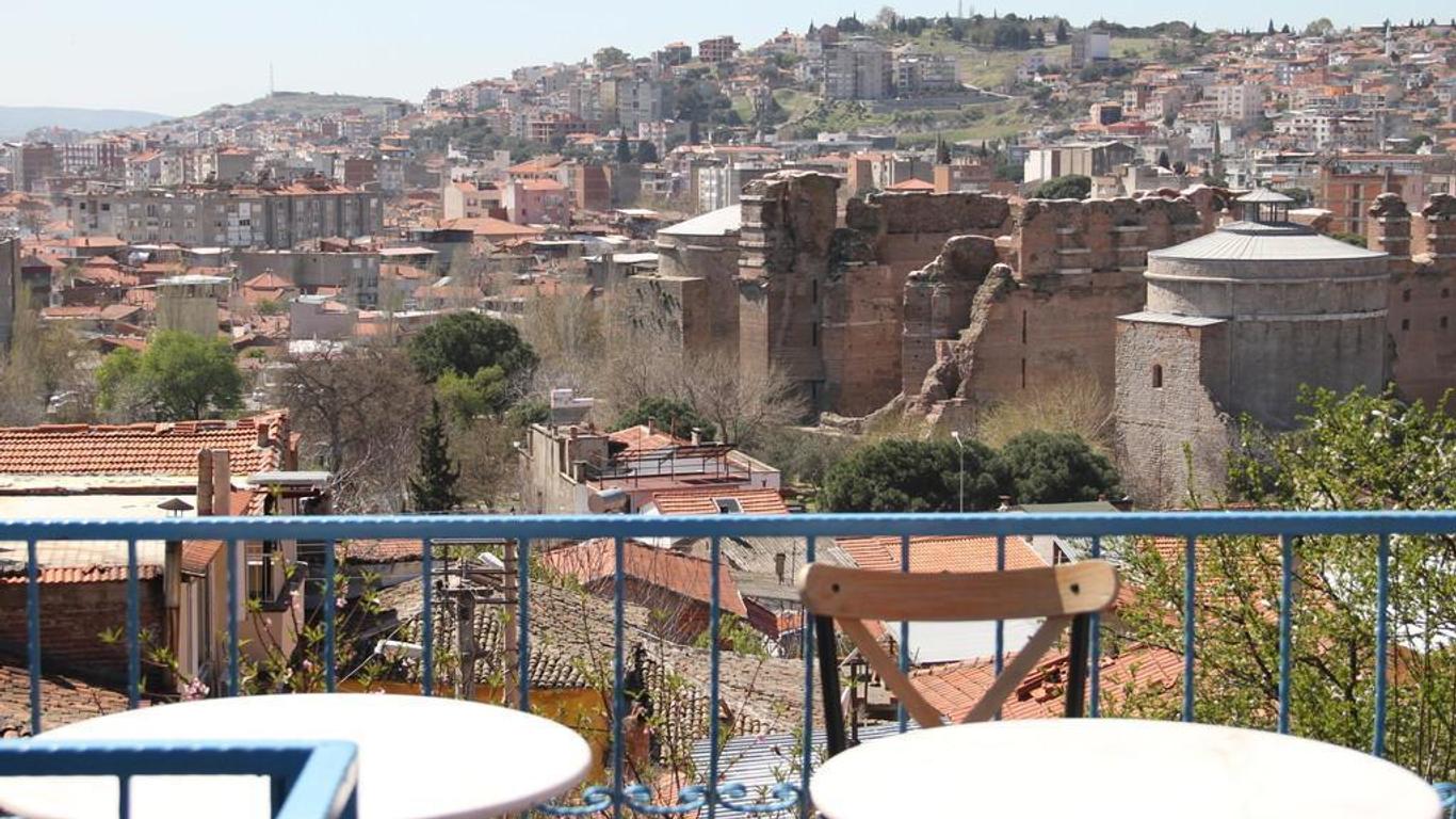 Bergama Tas Konak