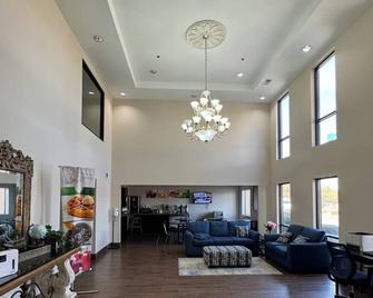 Quality Inn & Suites Pine Bluff - Pine Bluff - Sala de estar
