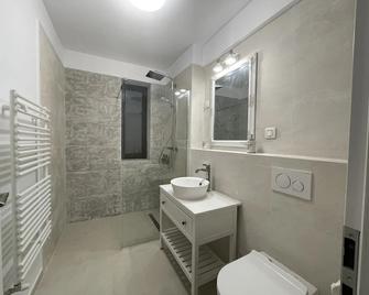 Iarca Inn - Bucarest