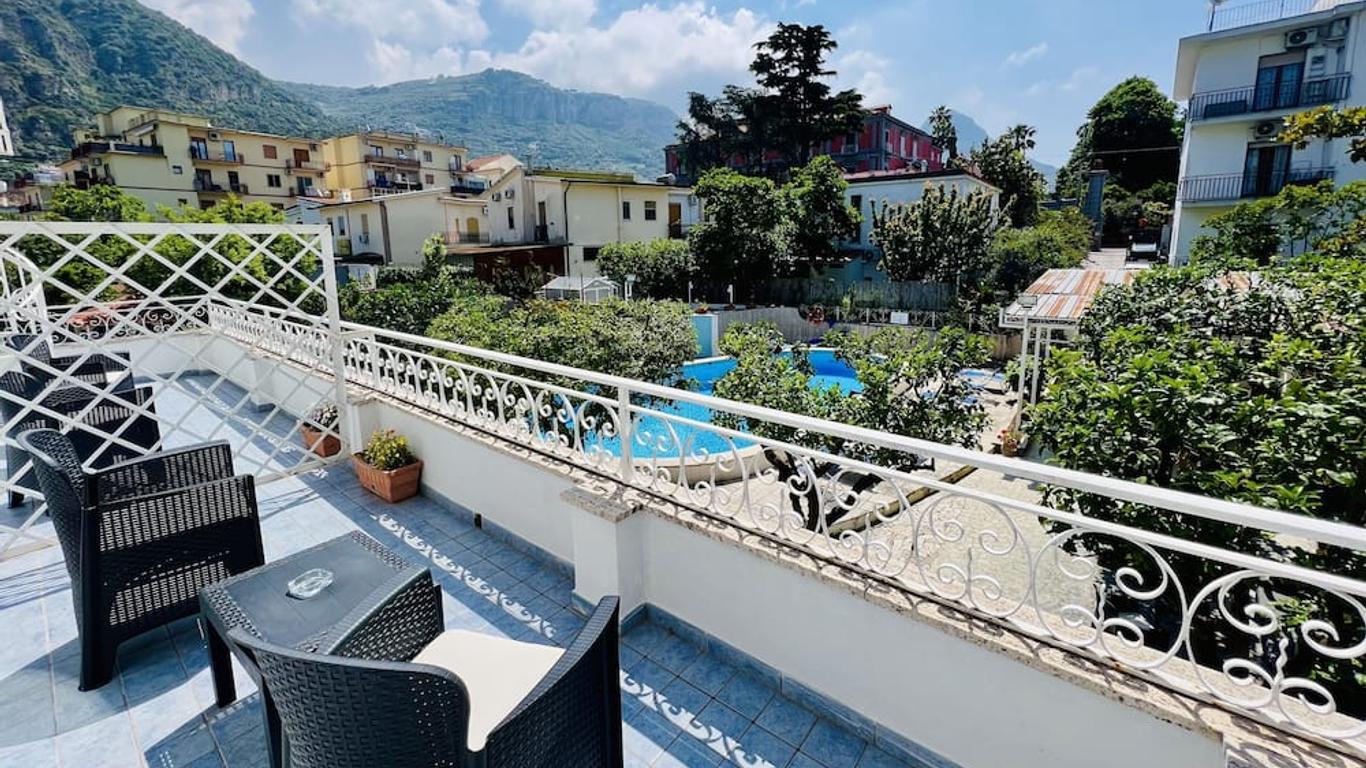 Yourhome - Villa Sorrento