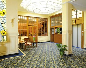 أوتل بيرا - لوكسمبورغ ستي - ردهة