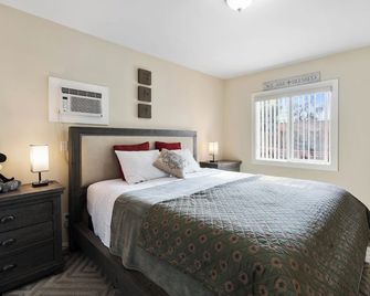 1 bd guest house in LA perfect for long term stay - Los Angeles - Bedroom