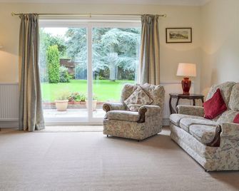 3 bedroom accommodation in West Runton, near Sheringham - West Runton - Sala de estar