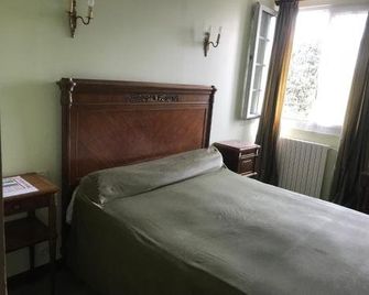 Hotel Mazmoura - Azay-sur-Indre - Slaapkamer