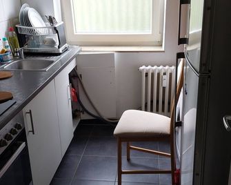 Stylish Studio with WiFi Near Kiel Port with Sea Views & Park Nearby. - Kiel