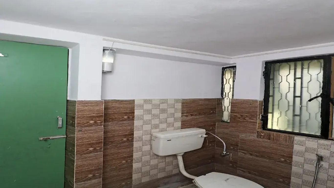 OYO Flagship 29219 Hotel Arjun