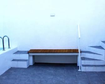 Bem-estar nas Casas do Gavião by Portus Alacer - Gavião - Aufgang
