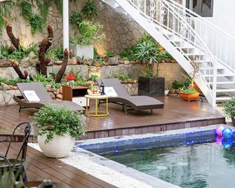 Villa Hanh Phuc Bai Chay - Ha Long - Pool