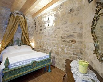 Le Case Dello Zodiaco Albergo Diffuso - Modica - Slaapkamer