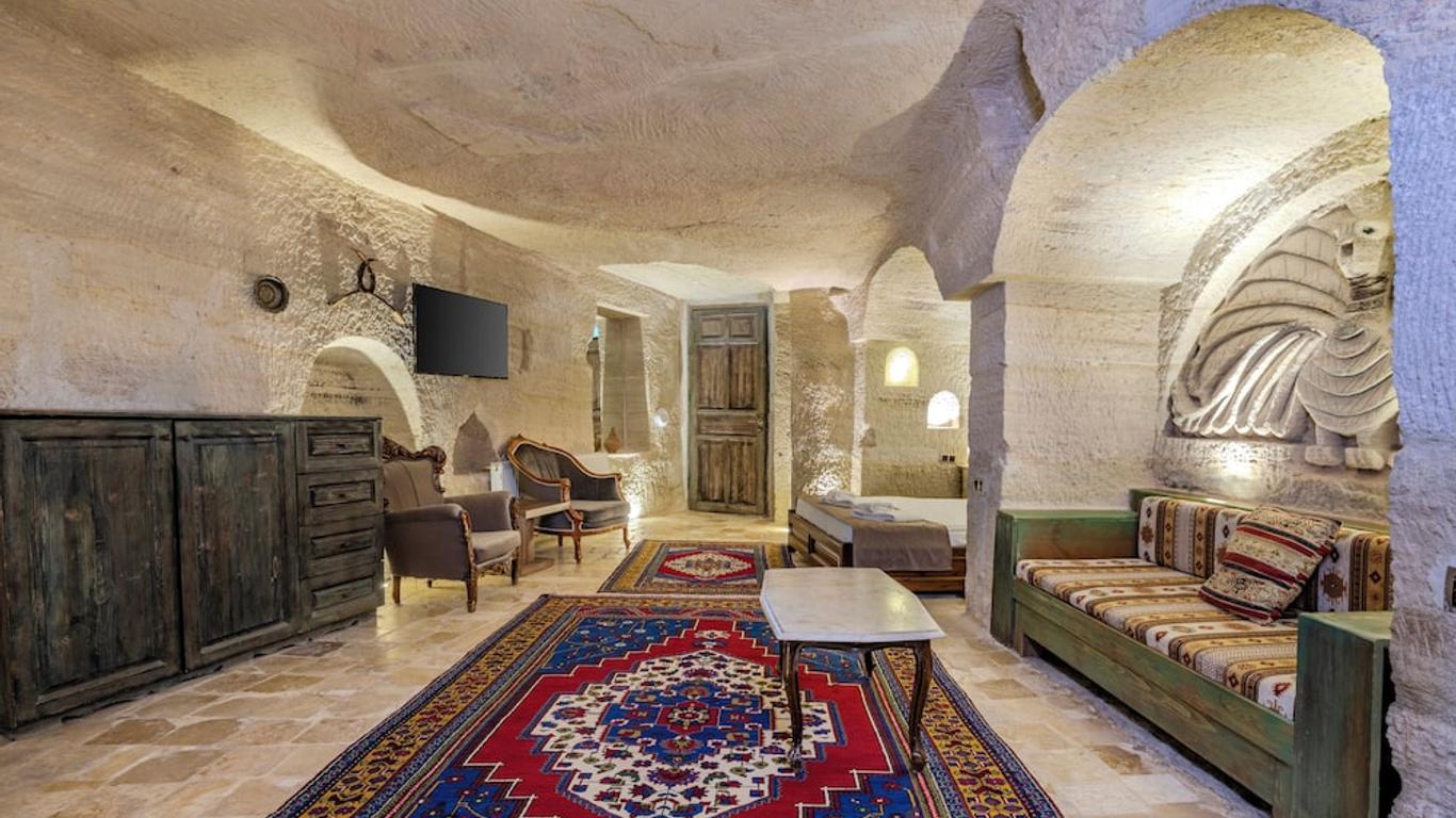 Kayatas Cave Suites