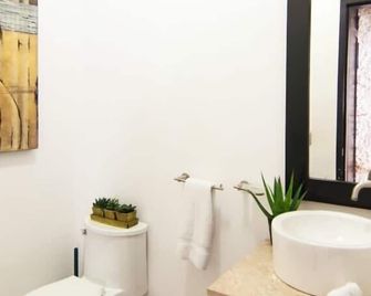 Exceptional Location Near Beach, Pool-VI - Playa del Carmen - Baño