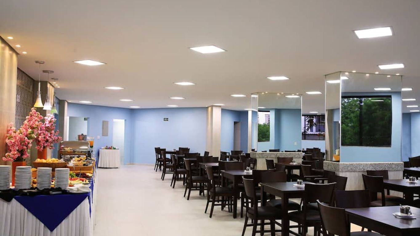 Golden Dolphin Supreme