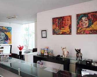 3B Barranco's - Chic and Basic - B&B - Lima - Lễ tân