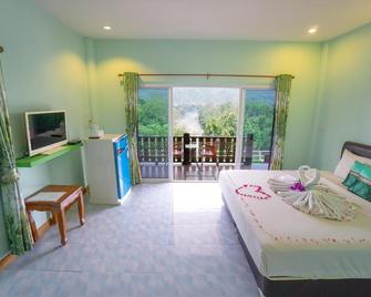 Star Hill River Kwai Resort - Sai Yok - Schlafzimmer