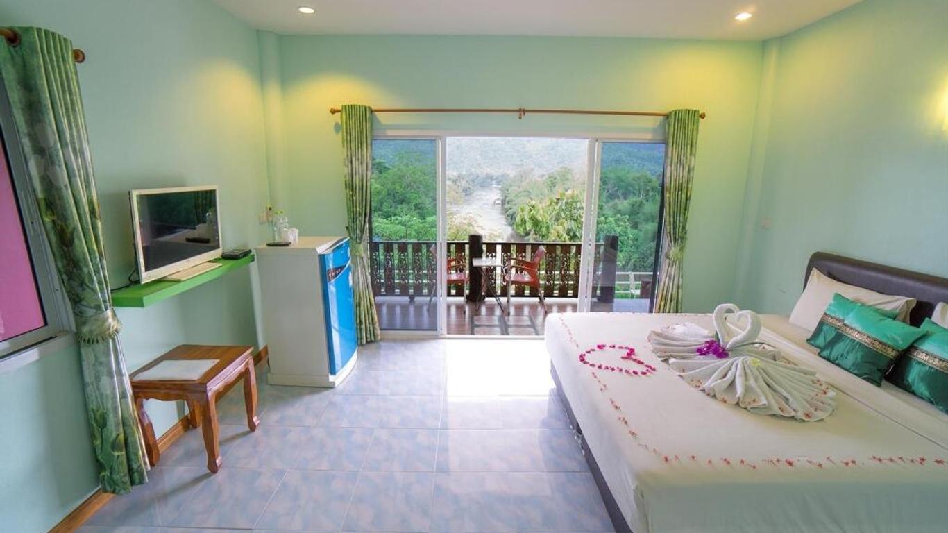 สตาร์ฮิลล์ ริเวอร์แคว รีสอร์ท