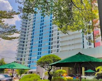 Sinar Prima Sentra Timur - Jakarta - Building
