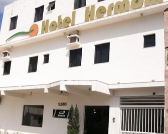 Hotel Hermom - Γκοϊάνια - Κτίριο