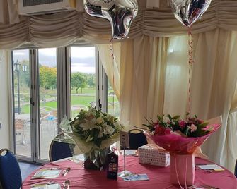 Calderfields Golf & Country Club - Walsall - Dining room