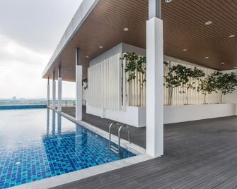 Subang Jaya/Da Men Suites S By Subhome - Subang Jaya - Piscina