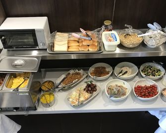 Hotel Famitic Nikko - Nikkō - Buffet