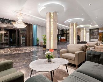 Mövenpick Hotel Sarajevo - Sarajevo - Recepción