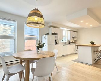 Boho Comfort Near It All - 6 people - EV Chrger - Quebec