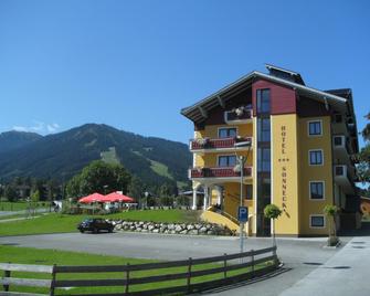 Hotel Sonneck - Rohrmoos - בניין