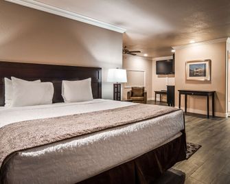 Best Western Bishop Lodge - Bishop - Bedroom
