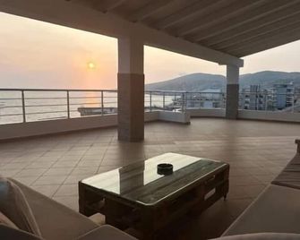 Alnes Hotel - Saranda - Balkon