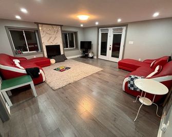 Beautiful house on farm, Nature lover's paradise - Rosemont - Sala de estar
