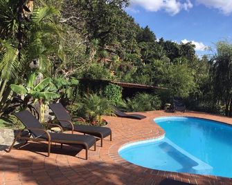 Villa Eggedal - Santa Cruz La Laguna - Piscina