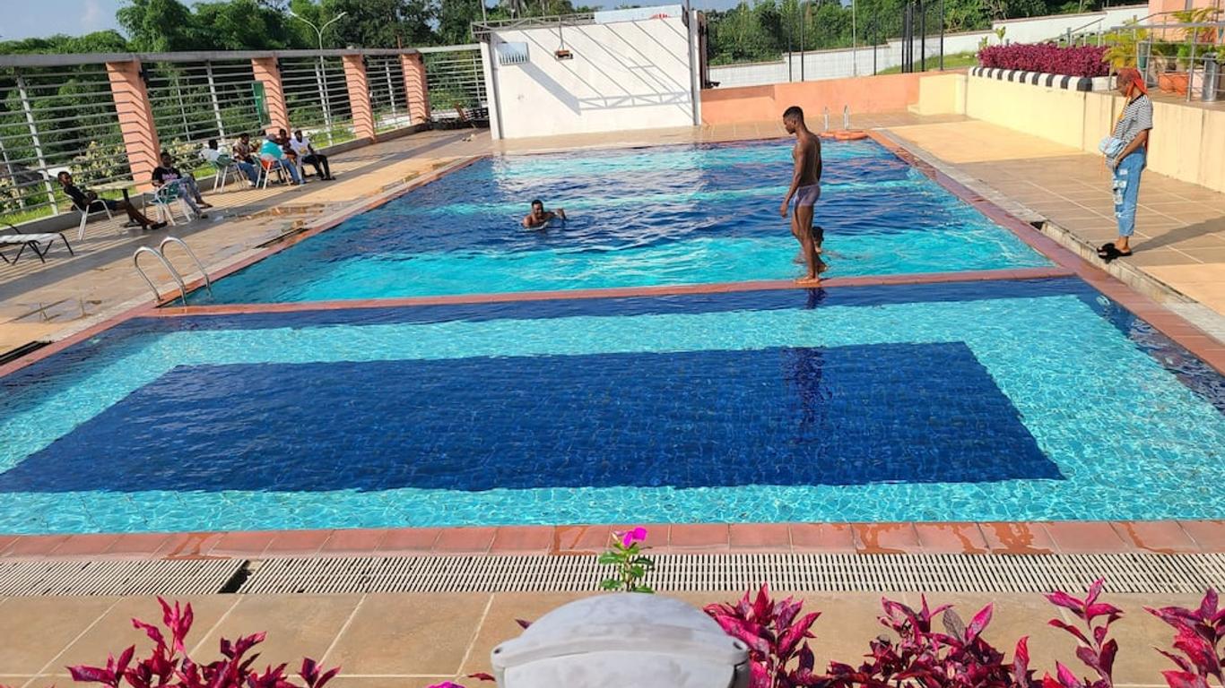 Golden Tulip Agulu Lake Hotel & Resort