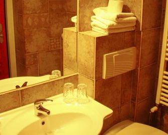 Renegade Hotel - Siófok - Bathroom