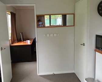 Charming Backyard Sleepout - Mosgiel - Servicio de la habitación