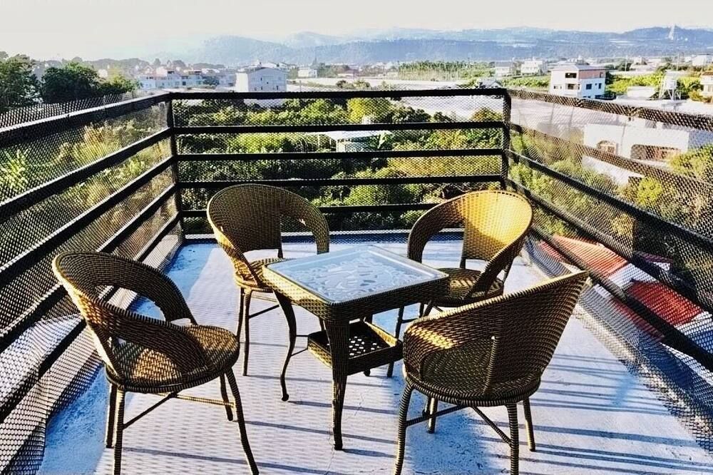 ترافل لايت هوتل