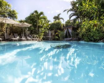 Hotel Villa Morgane - Saint-Pierre - Piscina