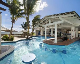 Coconut Bay Resort - Vieux Fort - Pool