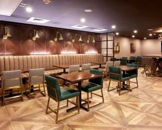 Holiday Inn Louisville Downtown By IHG - Louisville - Restoran
