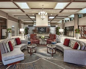 Hilton Sacramento Arden West - Sacramento - Lobby