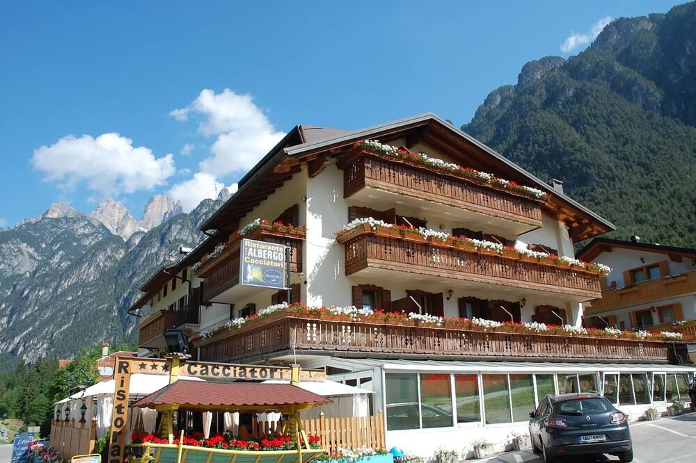 Albergo Ristorante Cacciatori - Auronzo di Cadore - Gebäude